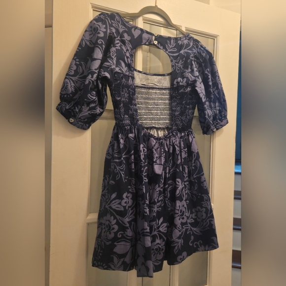 Free People Navy Floral Mini Dress W/ Puff Sleeves Smocked Bodice& Heart Buttons - Picture 12 of 13